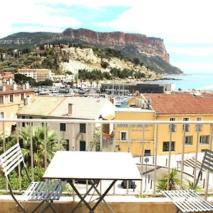 https://seaviewcassis.fr-provencehotel.com