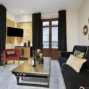https://gran-via-capilla-real.es-andalucia.com