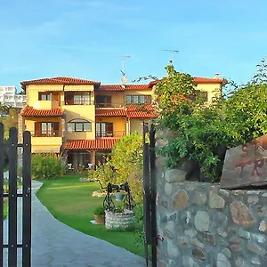  Hotel apartamentowy Tripiti Grecja