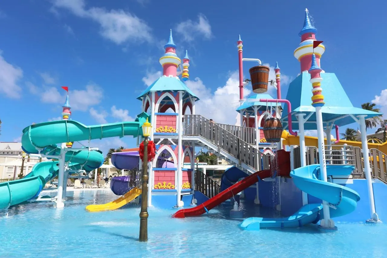 ***** Semesteranläggning (resort) Bahia Principe Fantasia Punta Cana Dominikanska republiken